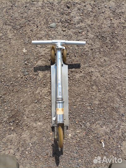 Самокат детский металлический прочный 3-х колесный