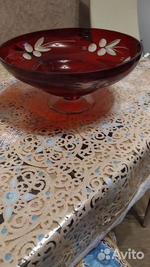 Ваза для фруктов цветное стекло