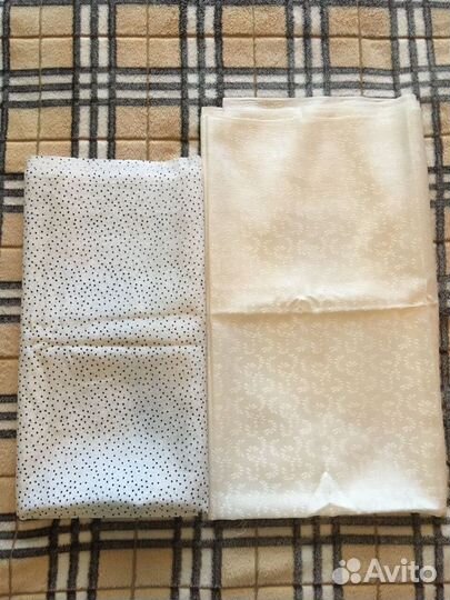 Отрез белой ткани новый