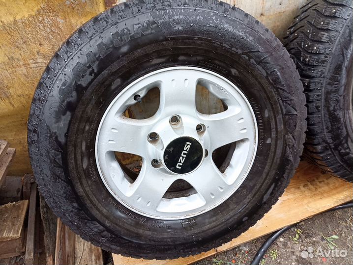 Cheyen SR10 235/75 R15 105S