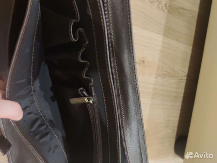 Мужской кожаный портфель новый