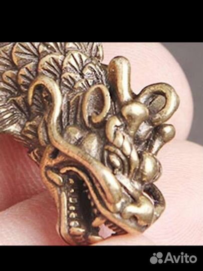 Новая миниатюрная фигурка Дракон