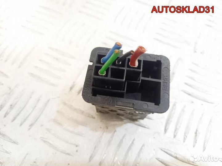 Резистор отопителя Opel Astra H 90559834