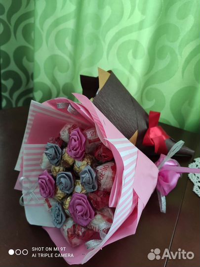 Сладкий букет из конфет