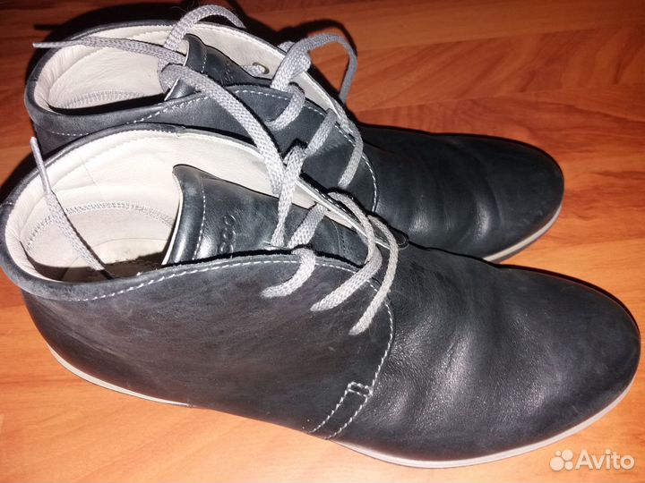 Женские демисезонные ботинки ecco 40