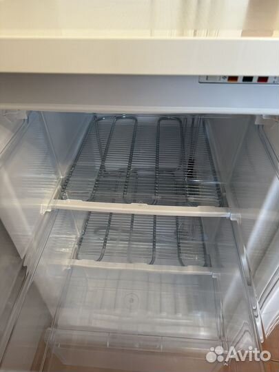 Морозильная камера Bosch