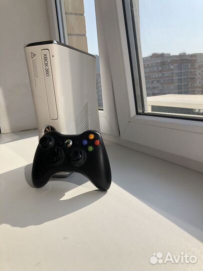 Консоль-Xbox 360 (Аврора)