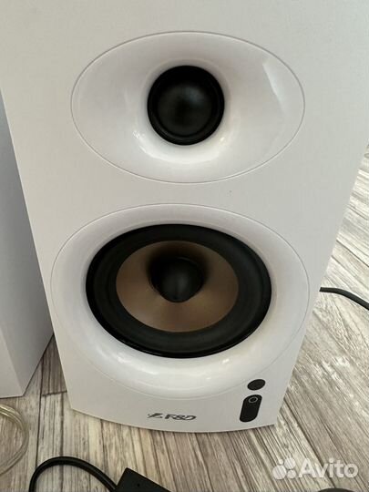 Колонки F&D R23BT Bluetooth