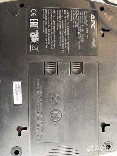 Ибп APC Back-ups es 700VA