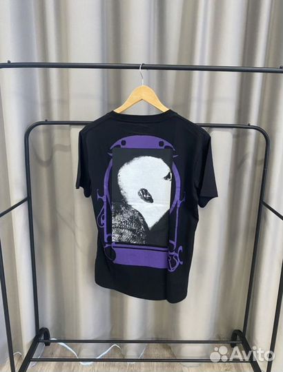 Футболка raf simons на руках