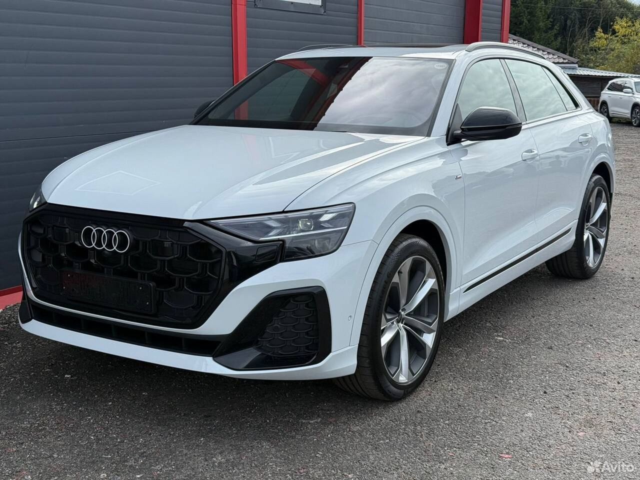 Audi Q8 3.0 AT, 2025