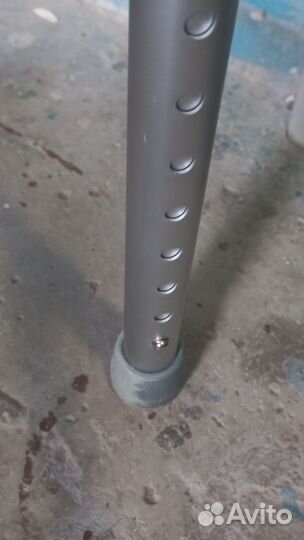 Ходунки для взрослых шагающие