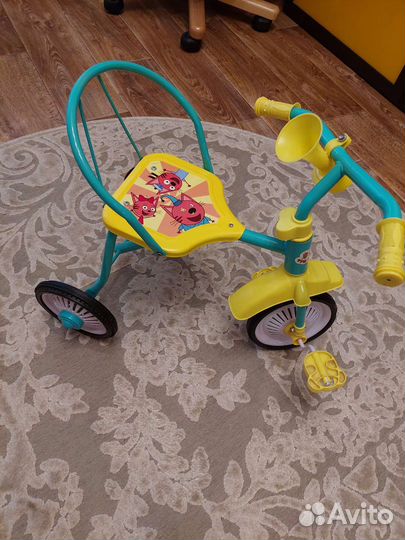 Детский трехколесный велосипед