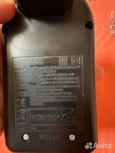 Зарядное устройство для аккумуляторов Energizer