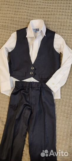 Костюм