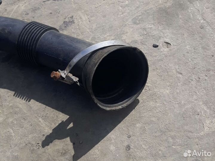 Патрубок воздушный Opel Corsa D 1.3 cdti