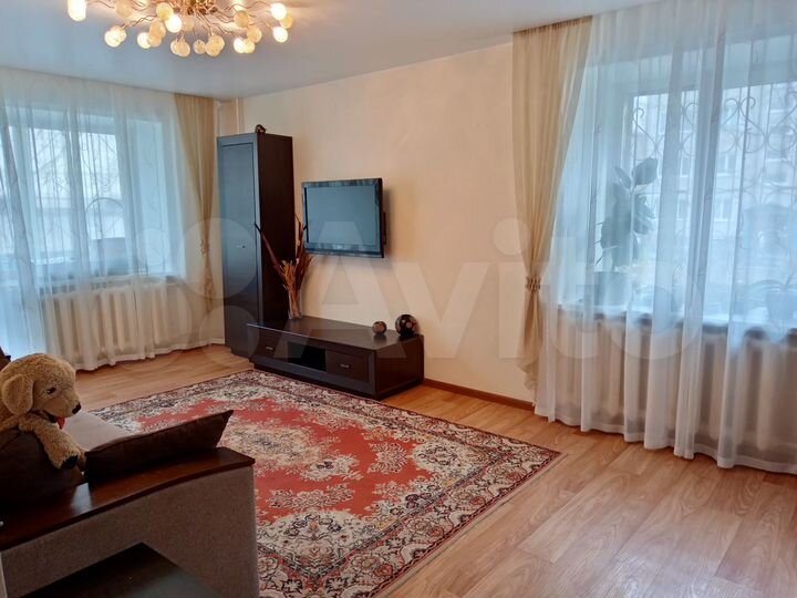 4-к. квартира, 89 м², 1/12 эт.