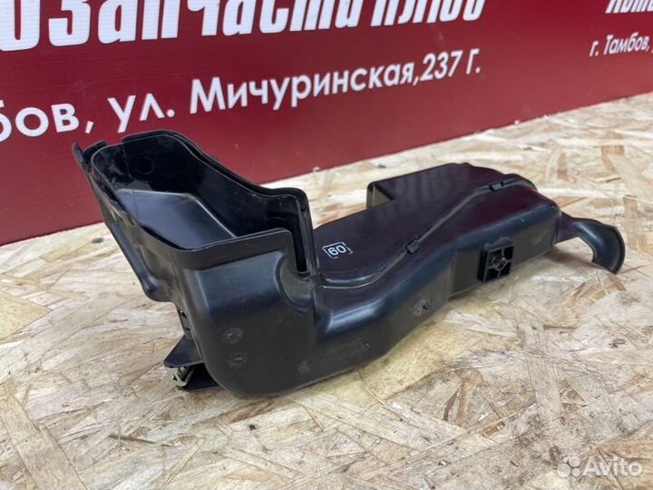 Воздуховод салона передний правый LADA Vesta