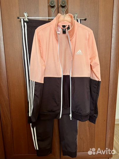 Спортивный костюм adidas для девочки 152