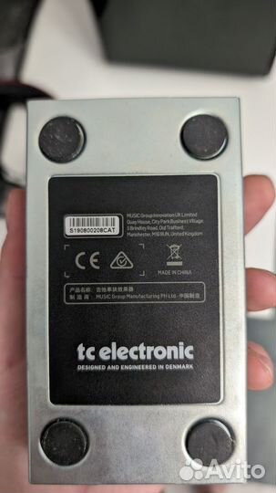 Гитарная педаль distortion tc electronic fangs