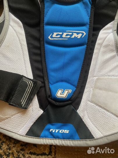 Нагрудник CCM