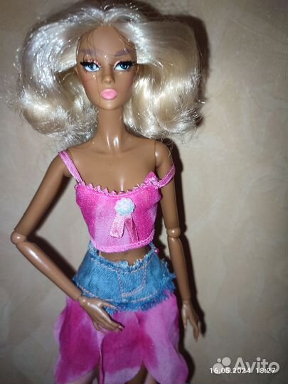 Mizi doll, Мизи