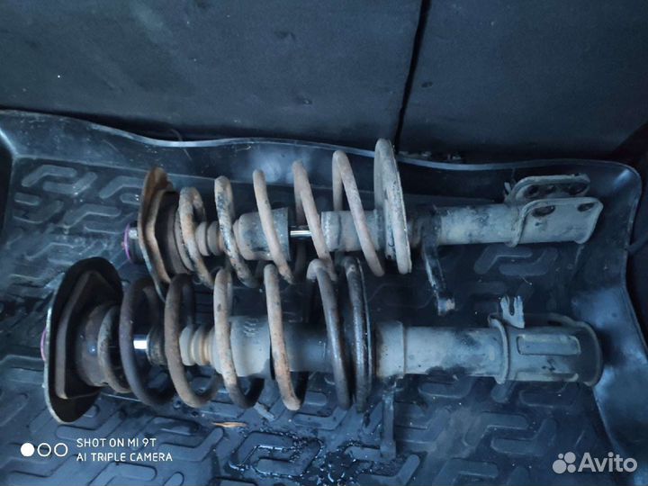 Передние стойки калина