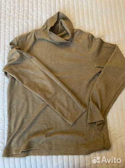 Свитер женский uniqlo