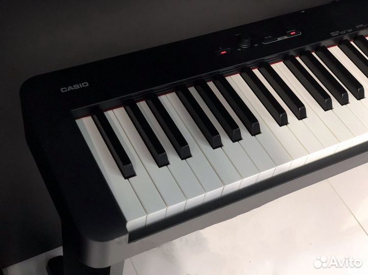 Цифровое пианино Casio + Аксессуары