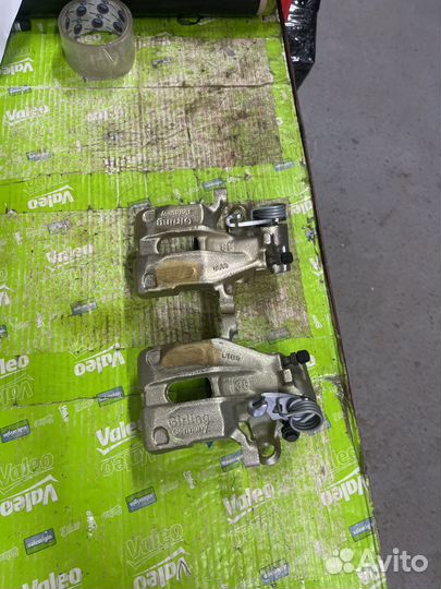 Фольцваген пасат супорта задние BHN128 BHN129