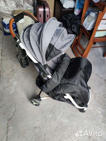 Прогулочная коляска yoya plus