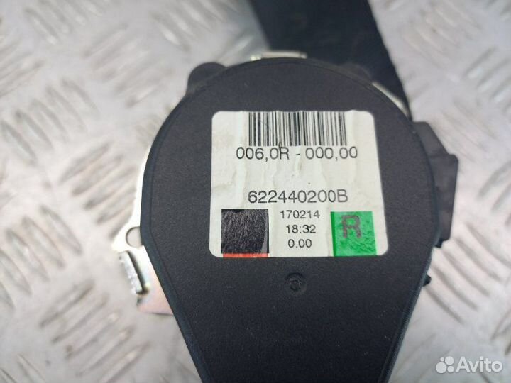 Ремень безопасности передний правый Nissan Almera