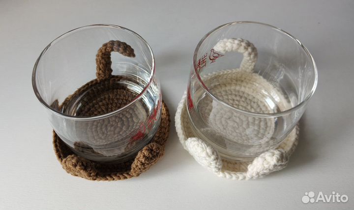 Вязаная подставка под кружку