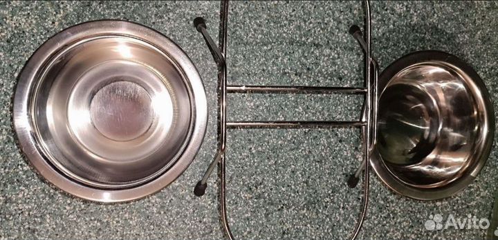 Металлическая двойная миска на подставке