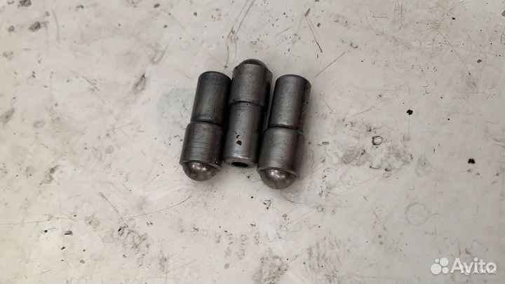 Стопор вилки кпп Renault 8200112701