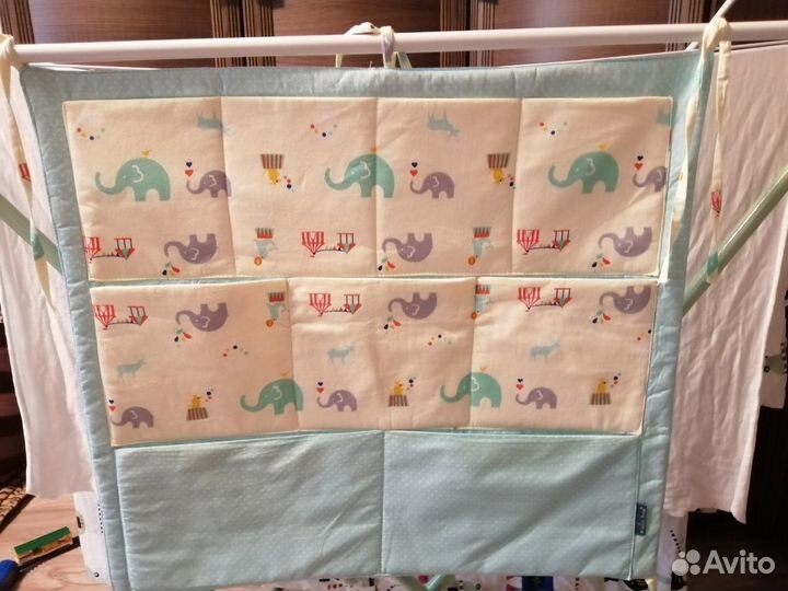 Кармашки на детскую кроватку