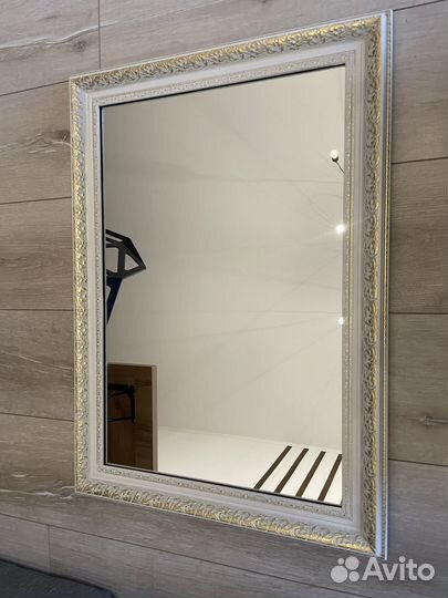 Зеркало в раме в багете 40х60