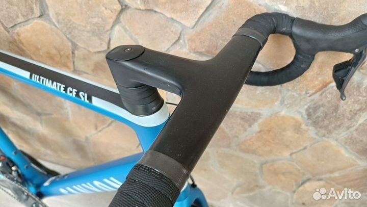 Canyon Ultimate CF SL Di2 Disc Aero 8.0