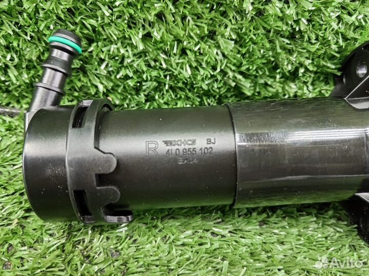 Форсунка омывателя фар правая Audi Q7 4L VAG