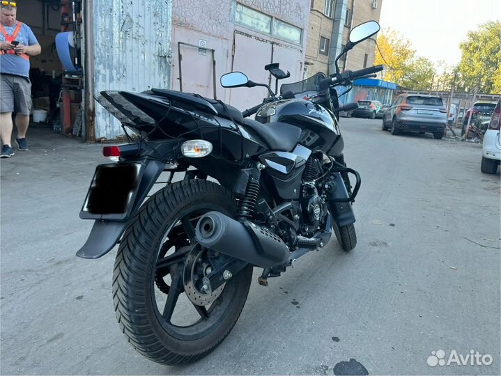 Bajaj Pulsar 180