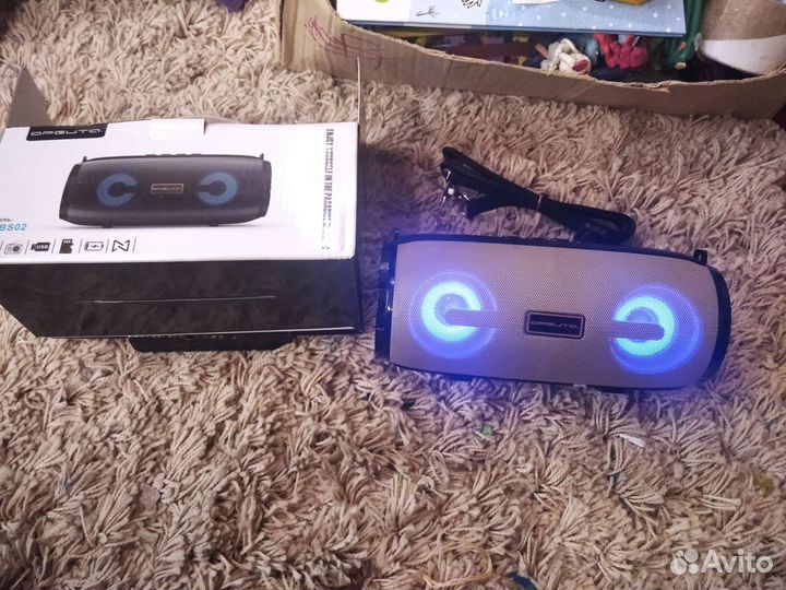 Музыкальная колонка с блютузом бу