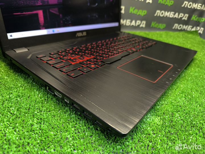 Игровой Asus i7(7th) GTX1050/16Gb/ssd+hhd 17.3 Ful