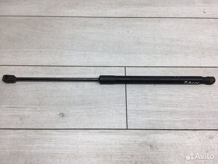 Амортизатор крышки багажника Audi A4 универсал