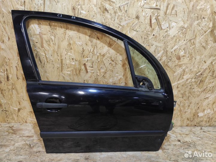 Дверь передняя правая Citroen C3