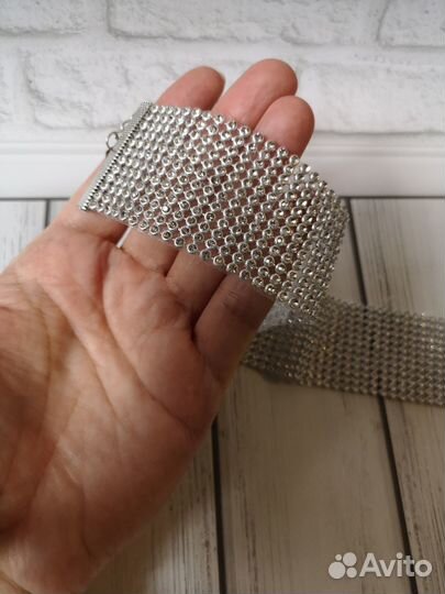 Чокер ожерелье из страз.Украшение на шею