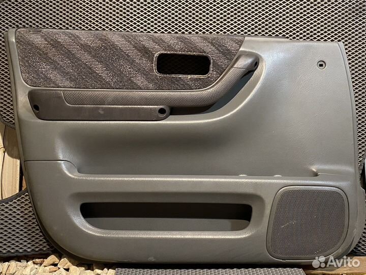 Дверные карты на Honda crv rd-1