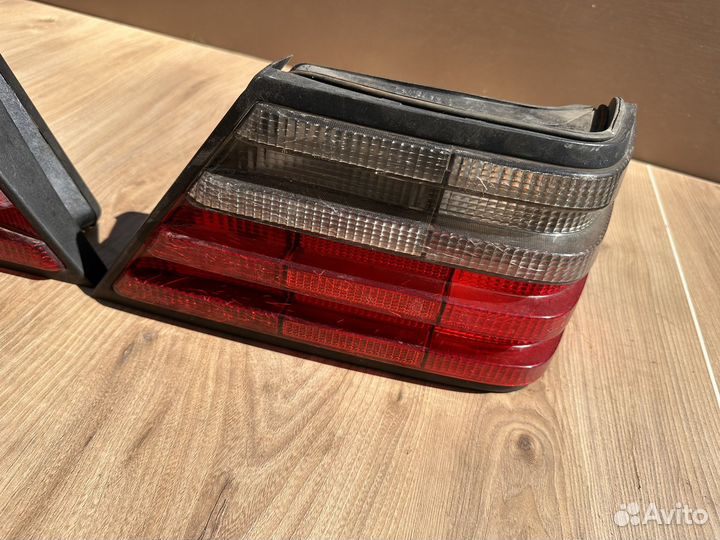 Задние фонари w124