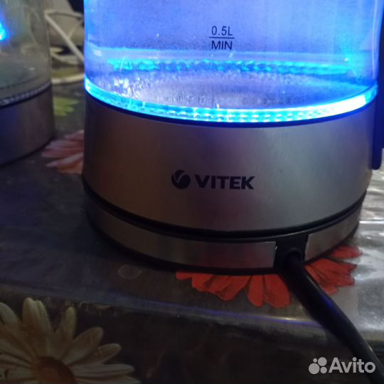 Чайник электрический 1.7 литра vitek