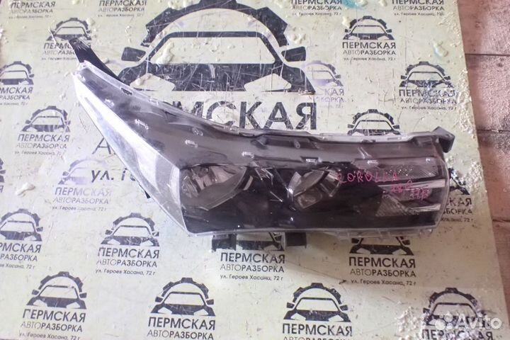 Фара правая для Toyota Corolla E18 2013)