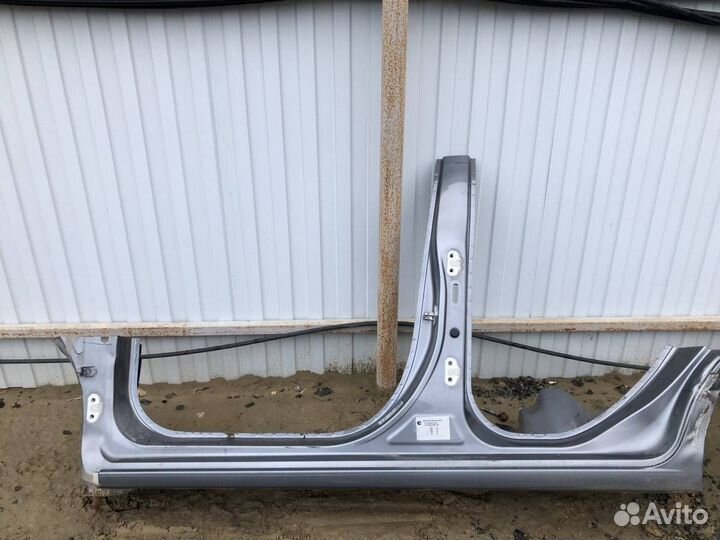 Порог со стойкой левый Chevrolet Aveo